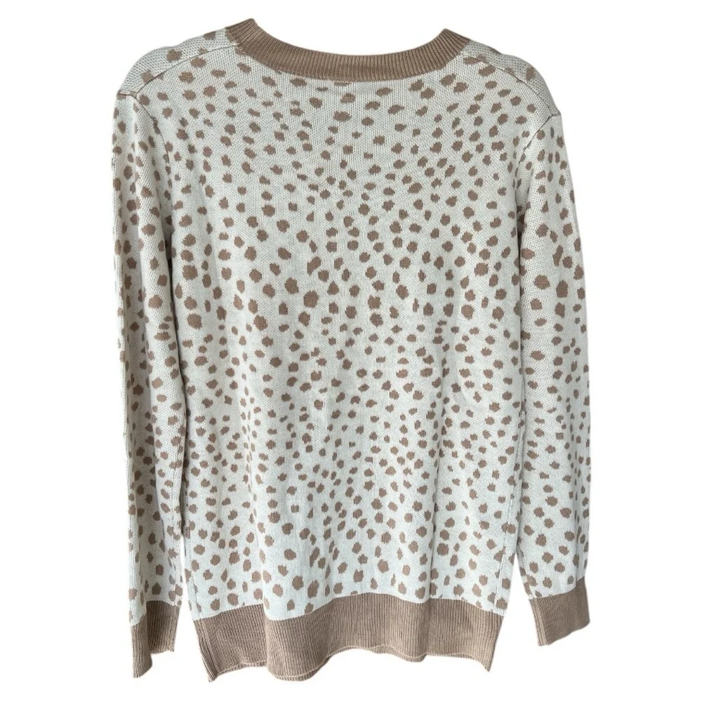 NWT  Alredine Teddy Cozy Sweater in White and Taupe Dots size Small - Picture 2 of 5